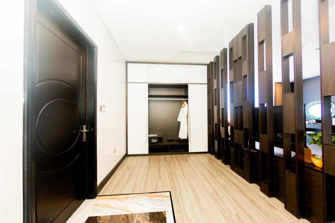 Diamond Hotel Van Don Cam Pha Bagian luar foto