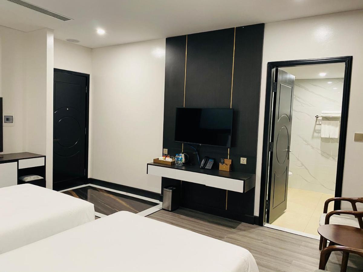 Diamond Hotel Van Don Cam Pha Bagian luar foto