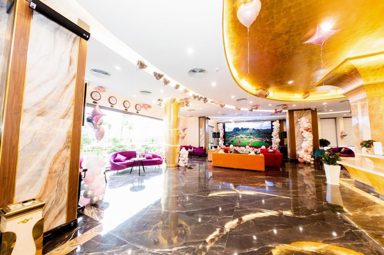 Diamond Hotel Van Don Cam Pha Bagian luar foto