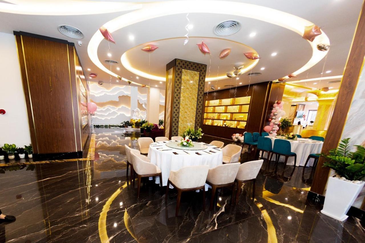 Diamond Hotel Van Don Cam Pha Bagian luar foto