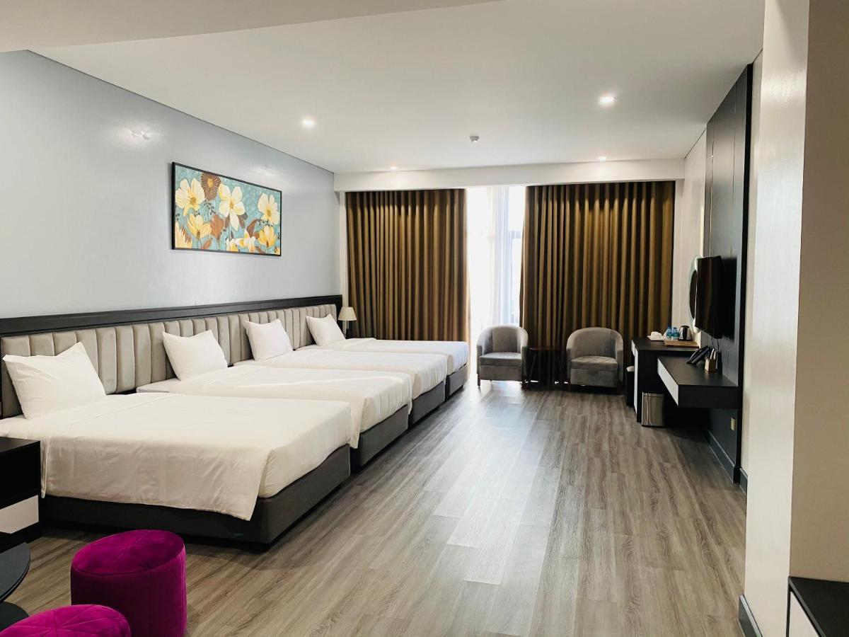 Diamond Hotel Van Don Cam Pha Bagian luar foto
