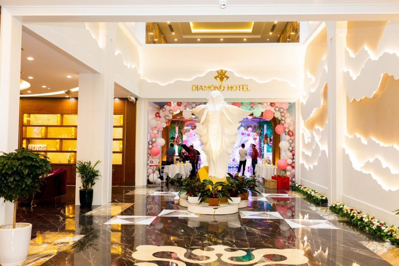 Diamond Hotel Van Don Cam Pha Bagian luar foto